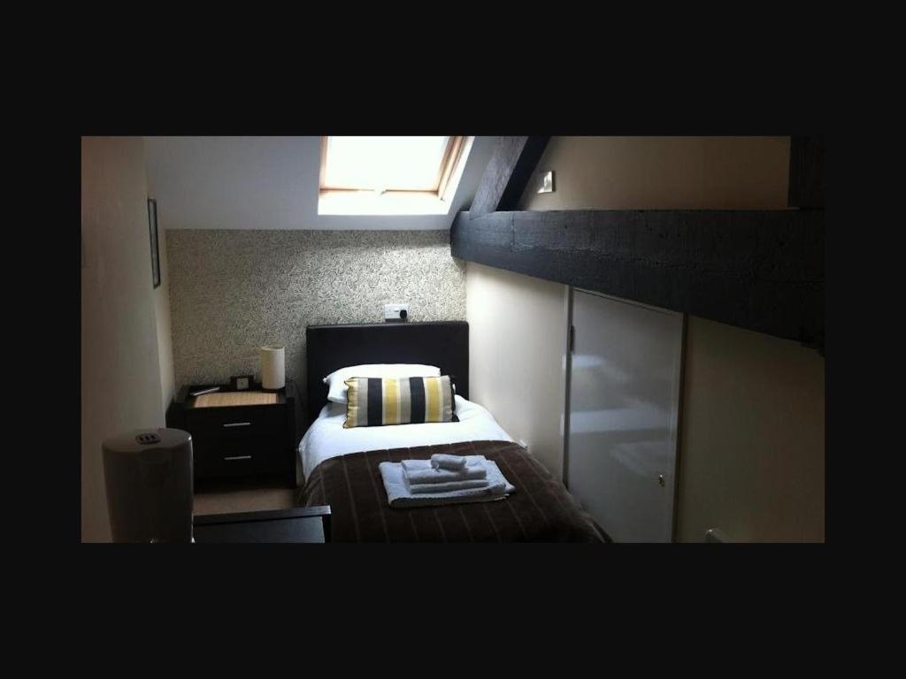 The Old Bell Bed & Breakfast Shrewsbury Oda fotoğraf